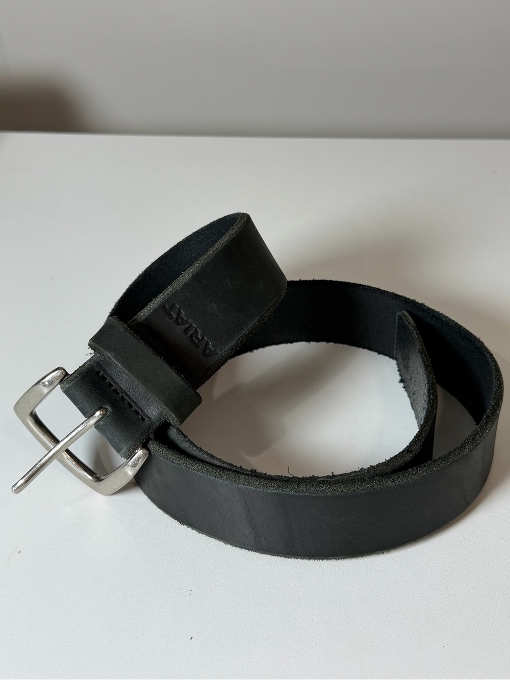 Ariat Size 32 Genuine Black Leather Men's Belt with Silver Buckle
